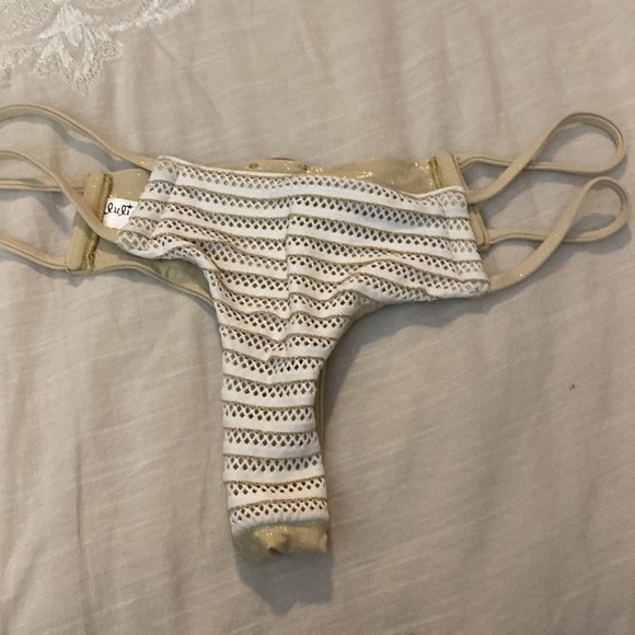 Luli Fama Moon Over Miami Bikini - Picture 8 of 14